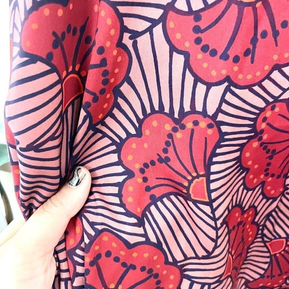 Alexis Nicolette Blooming Batwing-Sleeve Blouse Red Size M - Picture 6 of 9